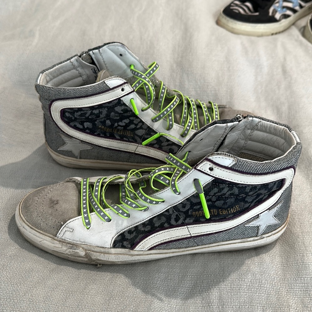 Slightly worn, golden goose sneaker